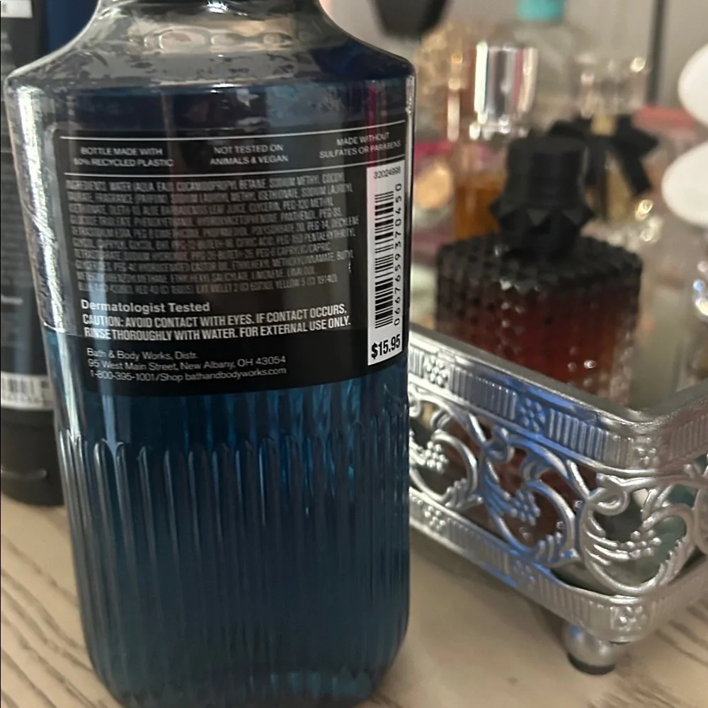 New m Bath and body works Body Wash and Body Cream